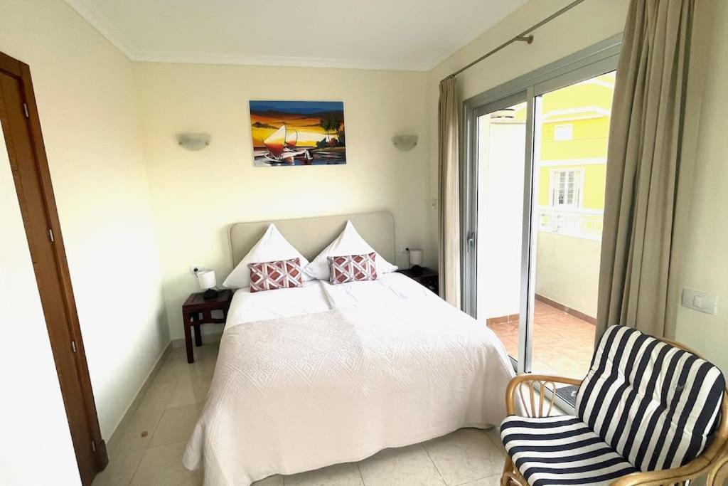 Luxurioese Duplex Ferienwohnung In Sehr Ruhiger Wohnanlage Mit Meerblick Palm-mar Dış mekan fotoğraf